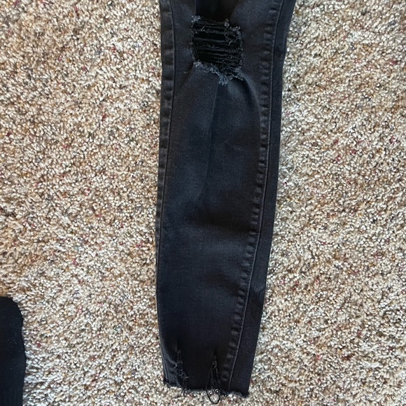 Old Navy Jeans - Picture 3 of 5